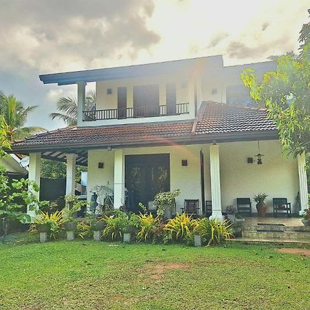 Bivora Villa เนกอมโบ ภายนอก รูปภาพ