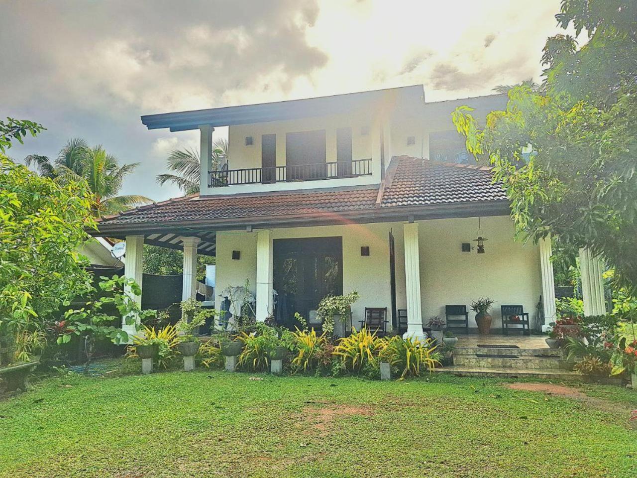 Bivora Villa เนกอมโบ ภายนอก รูปภาพ